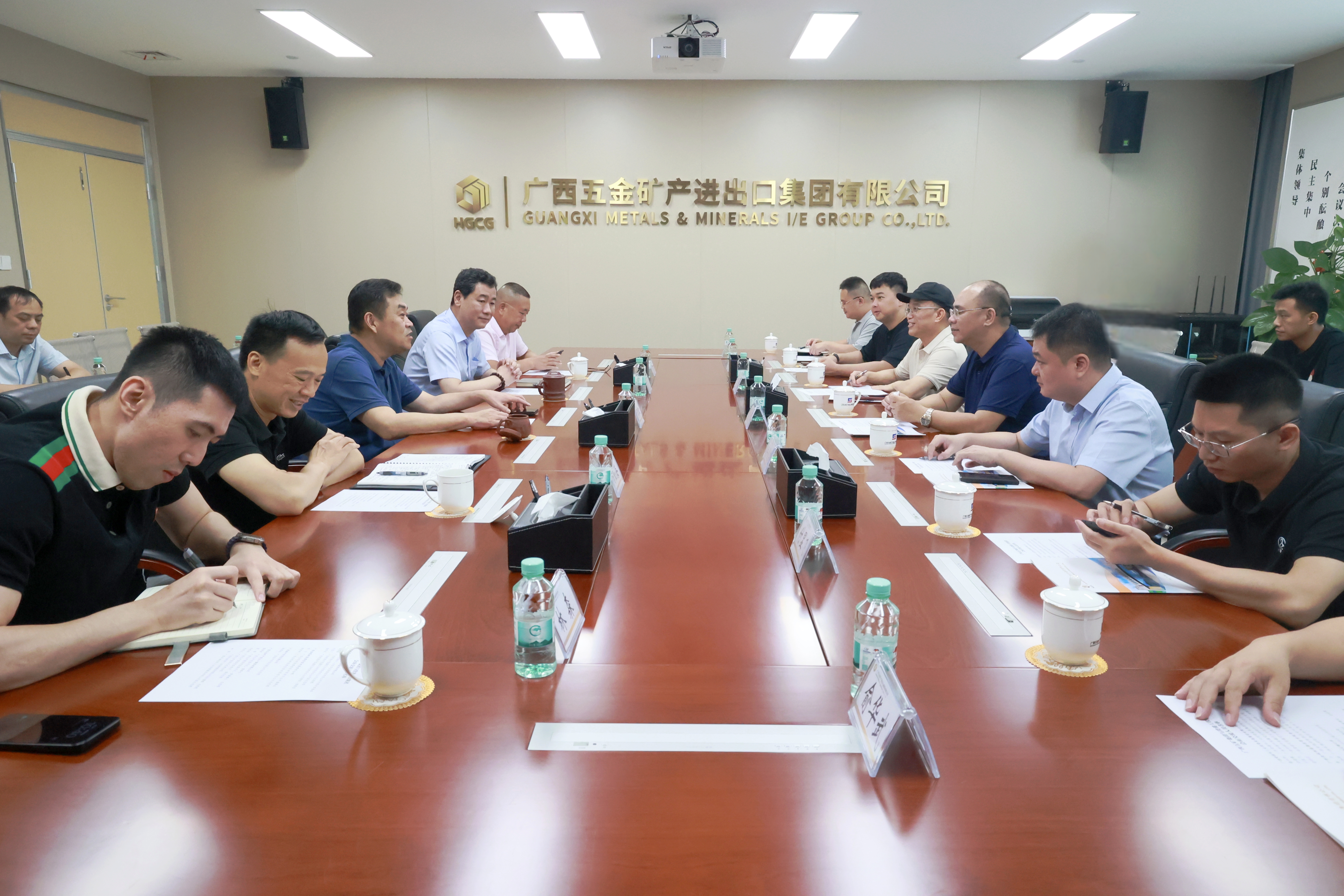 五礦動(dòng)態(tài) | 探索綜合能源合作新模式！曹津津會(huì)見(jiàn)貴港工投集團(tuán)隆永恒一行